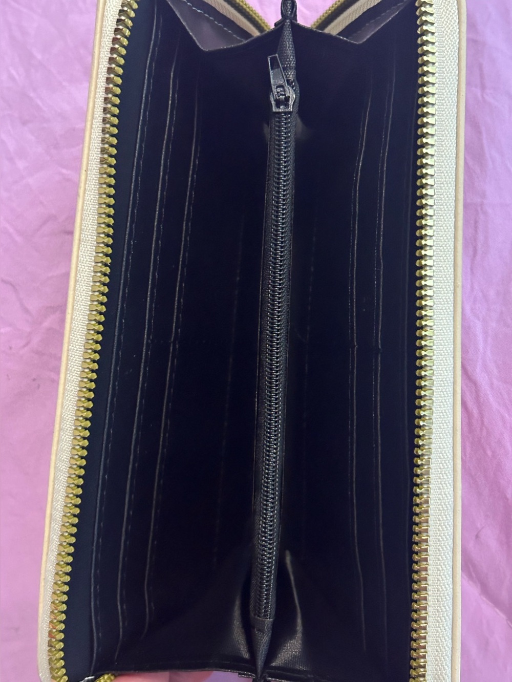 SkullPanda Wallet - Picture 2 of 2
